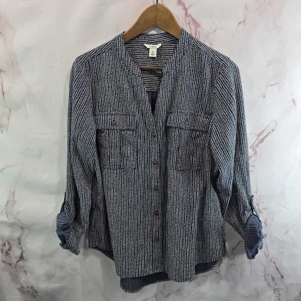 LL Bean Shirt Womens Small Blue White Navy Button Up Popover Birdseye Notch